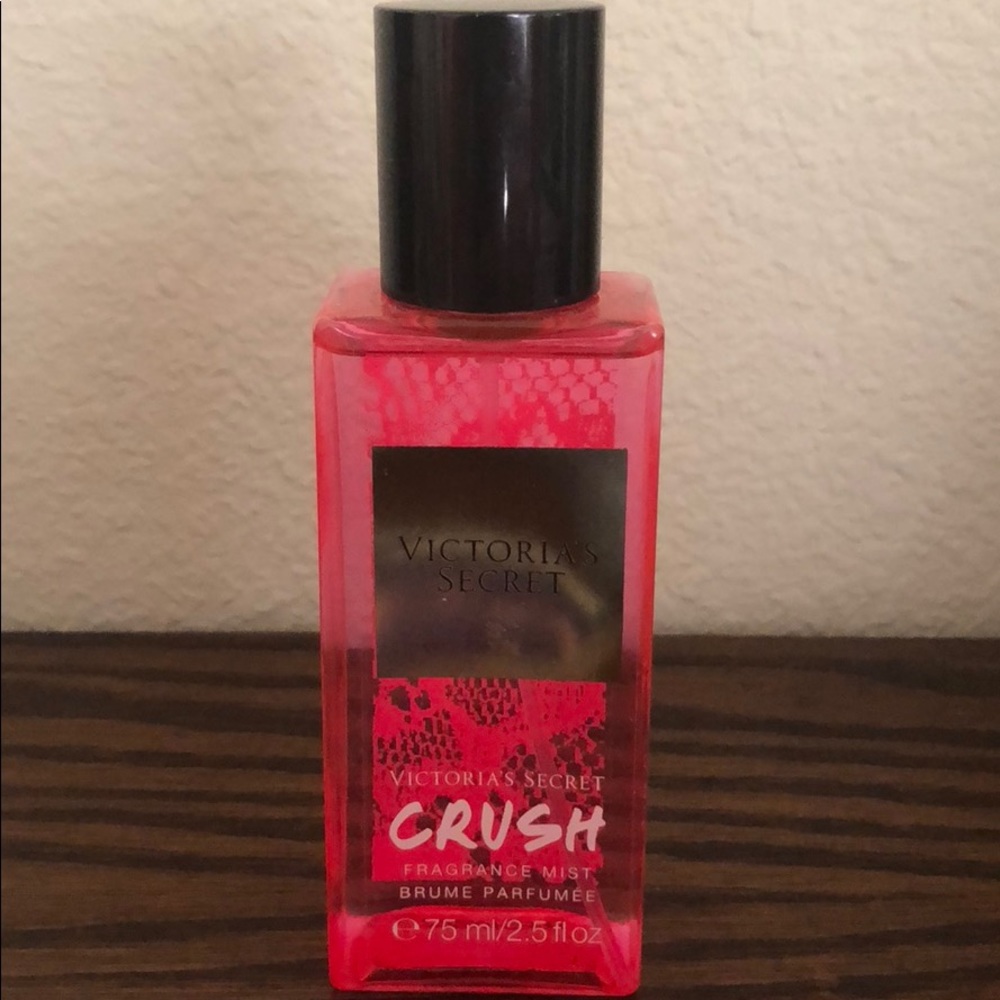 Victoria’s Secret Crush Fragrance Mist! 2.5 fl oz!